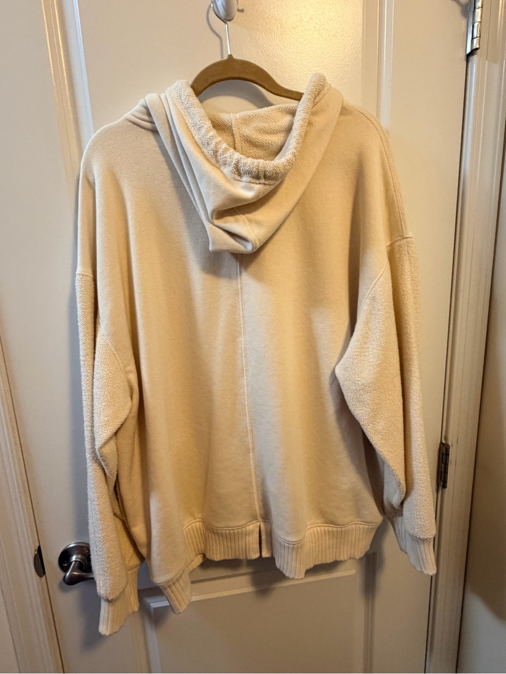 Sweater Subcategory Identification - Picture 3 of 3